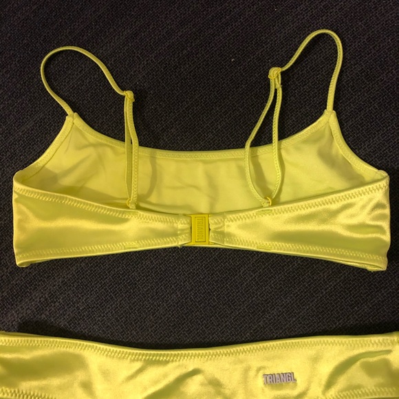 Barely worn triangl neon bikini - Picture 3 of 7